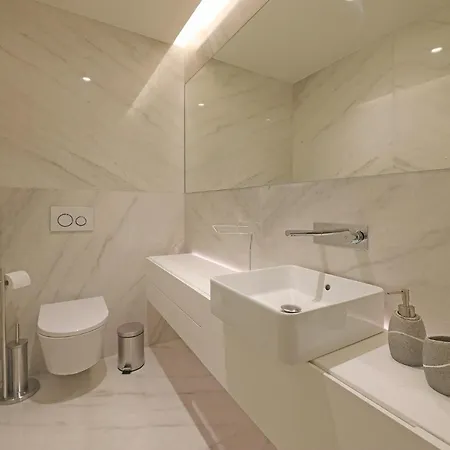 Flh Porto Stylish Flat With Garden * Вила-Нова-ди-Гая