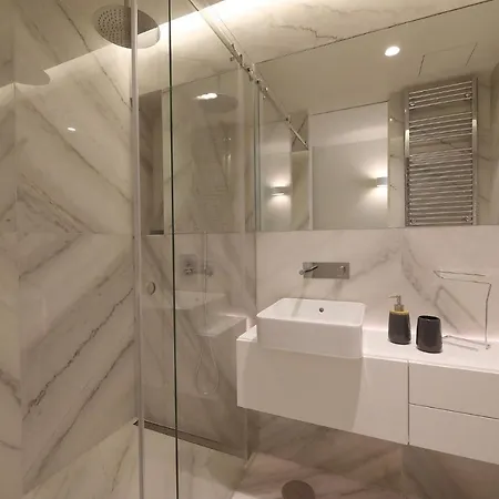 Flh Porto Stylish Flat With Garden Апартаменты Вила-Нова-ди-Гая